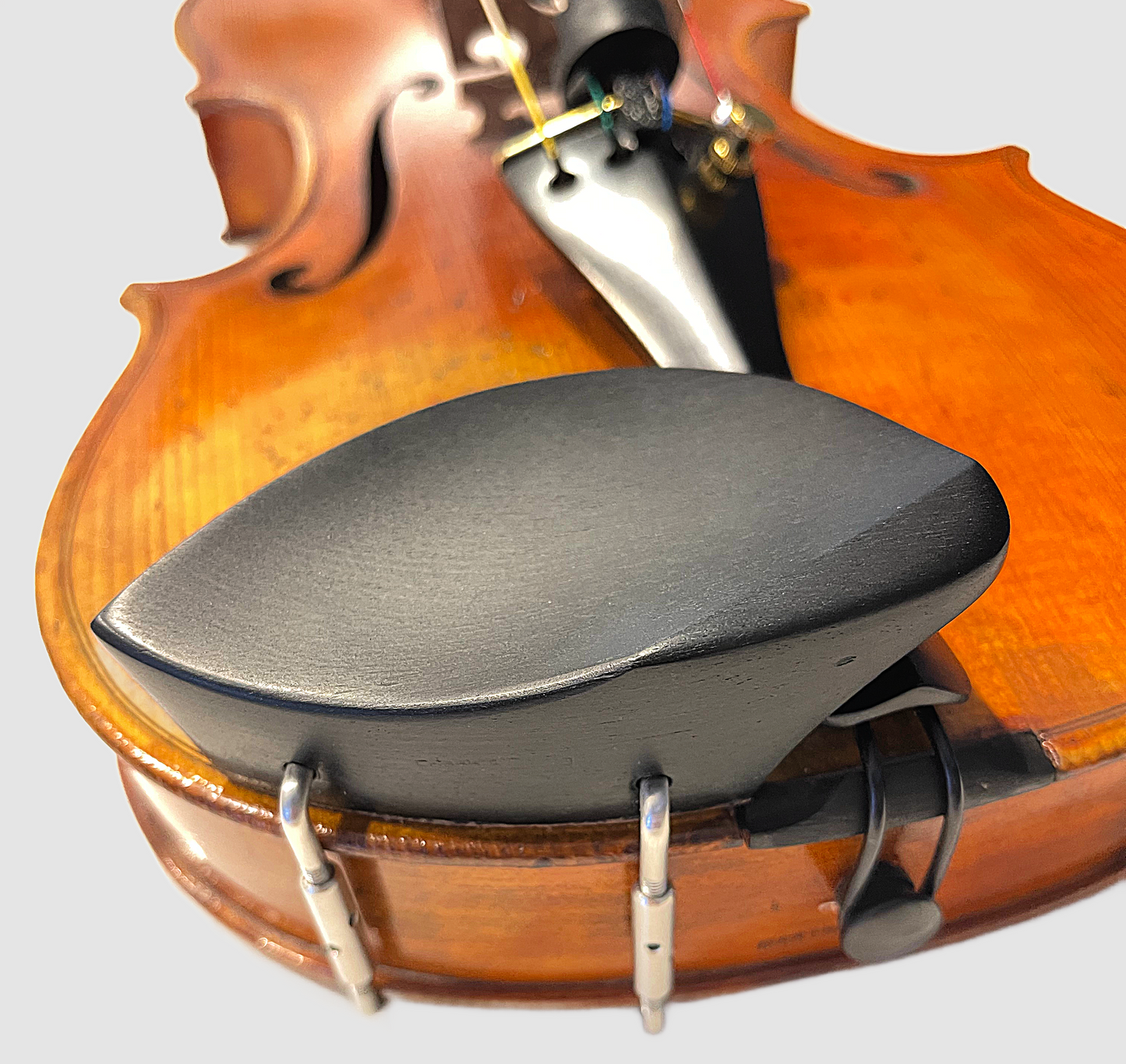 Frisch and Denig "Brandt" raised viola Chinrest
